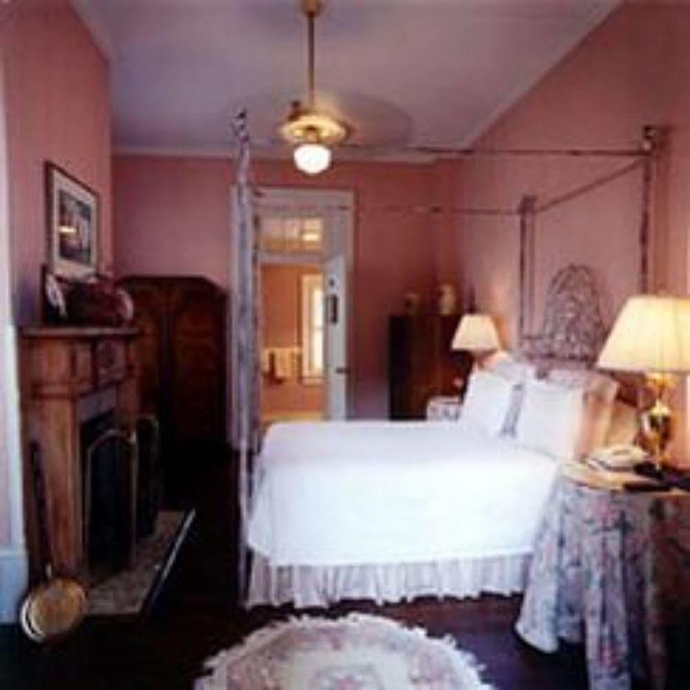 1842 Inn Macon Exterior photo